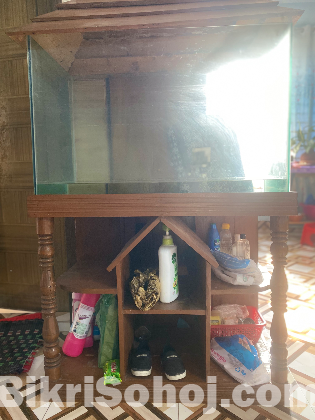 Secondhand fish aquarium